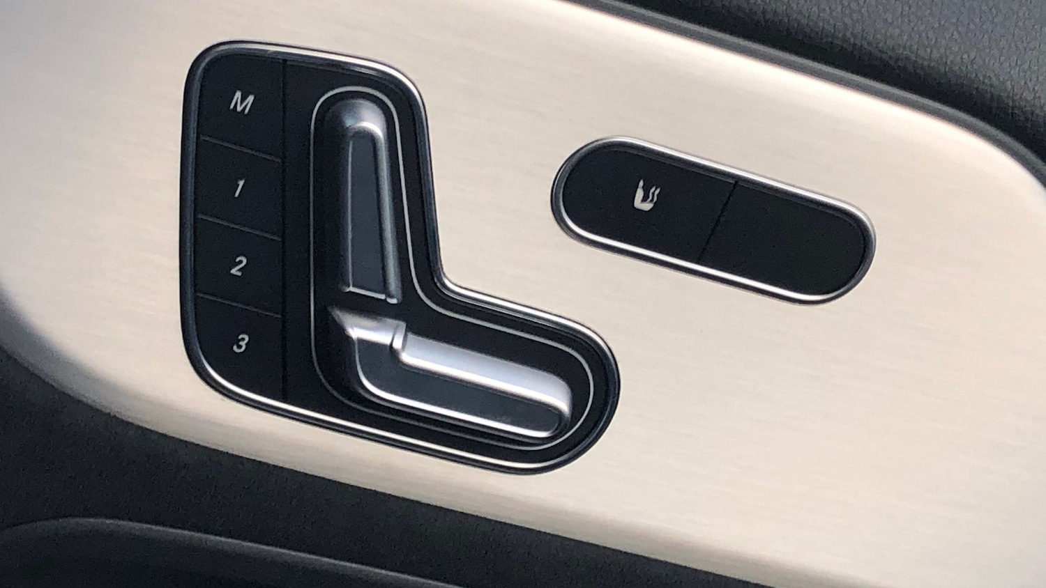 Used Mercedes-Benz GLA 2024 for sale - 77605367: Photo 33