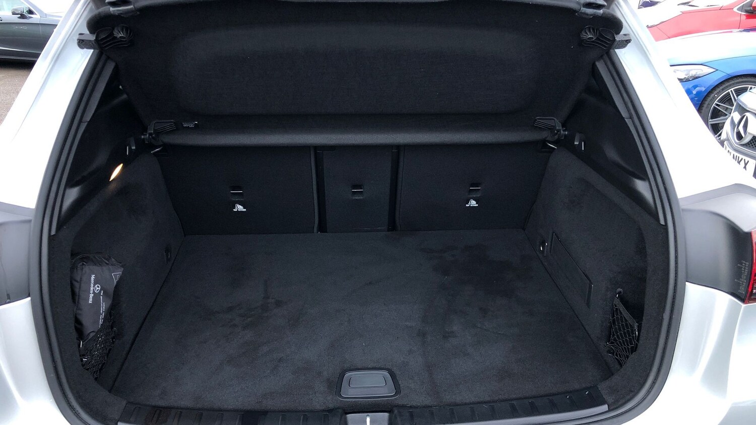 Used Mercedes-Benz EQA 2021 for sale - 76949439: Photo 14