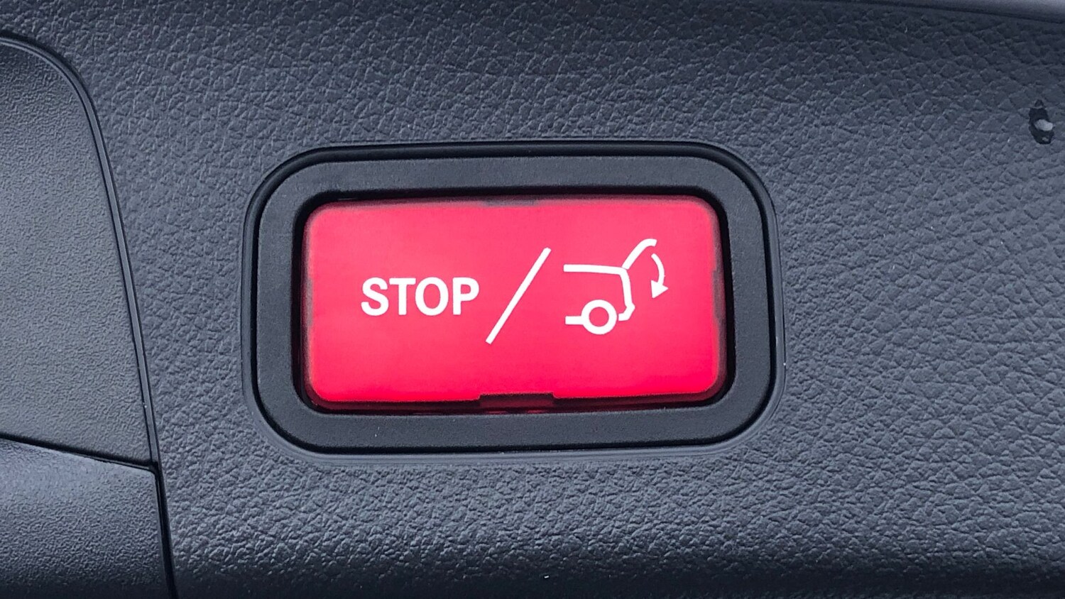 Used Mercedes-Benz EQA 2021 for sale - 76949439: Photo 24