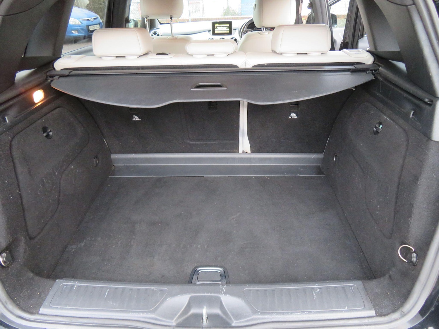 Used Mercedes-Benz B Class 2012 for sale - 76913851: Photo 12