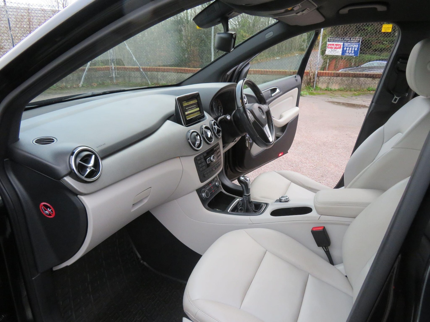 Used Mercedes-Benz B Class 2012 for sale - 76913851: Photo 14