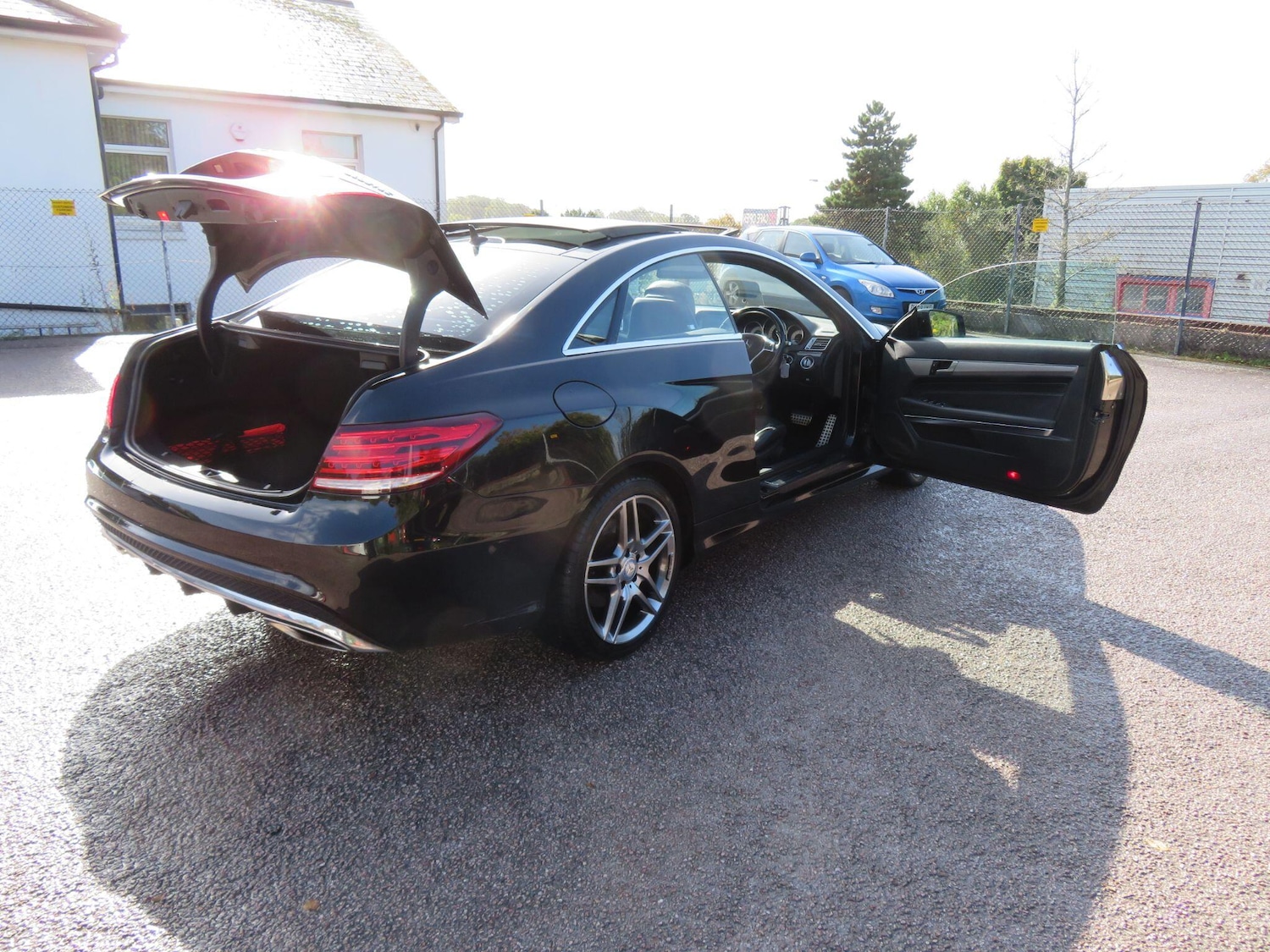 Used Mercedes-Benz E Class 2014 for sale - 76993095: Photo 16