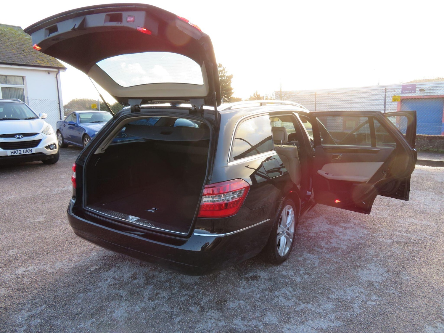 Used Mercedes-Benz E Class 2010 for sale - 77016153: Photo 16