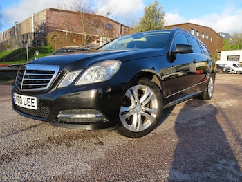 Used Mercedes-Benz E Class 2010 for sale - 77016153: Photo