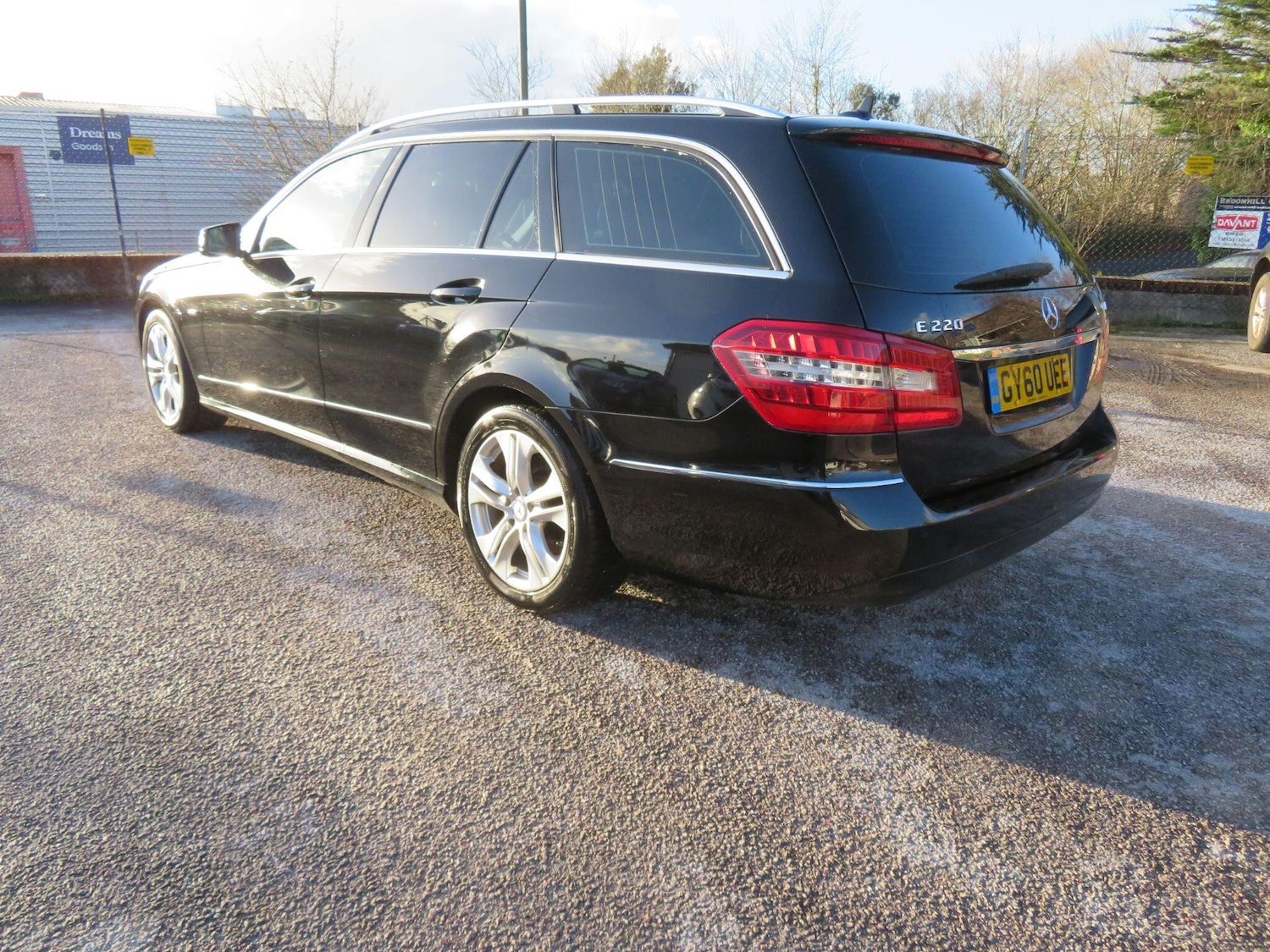 Used Mercedes-Benz E Class 2010 for sale - 77016153: Photo 4