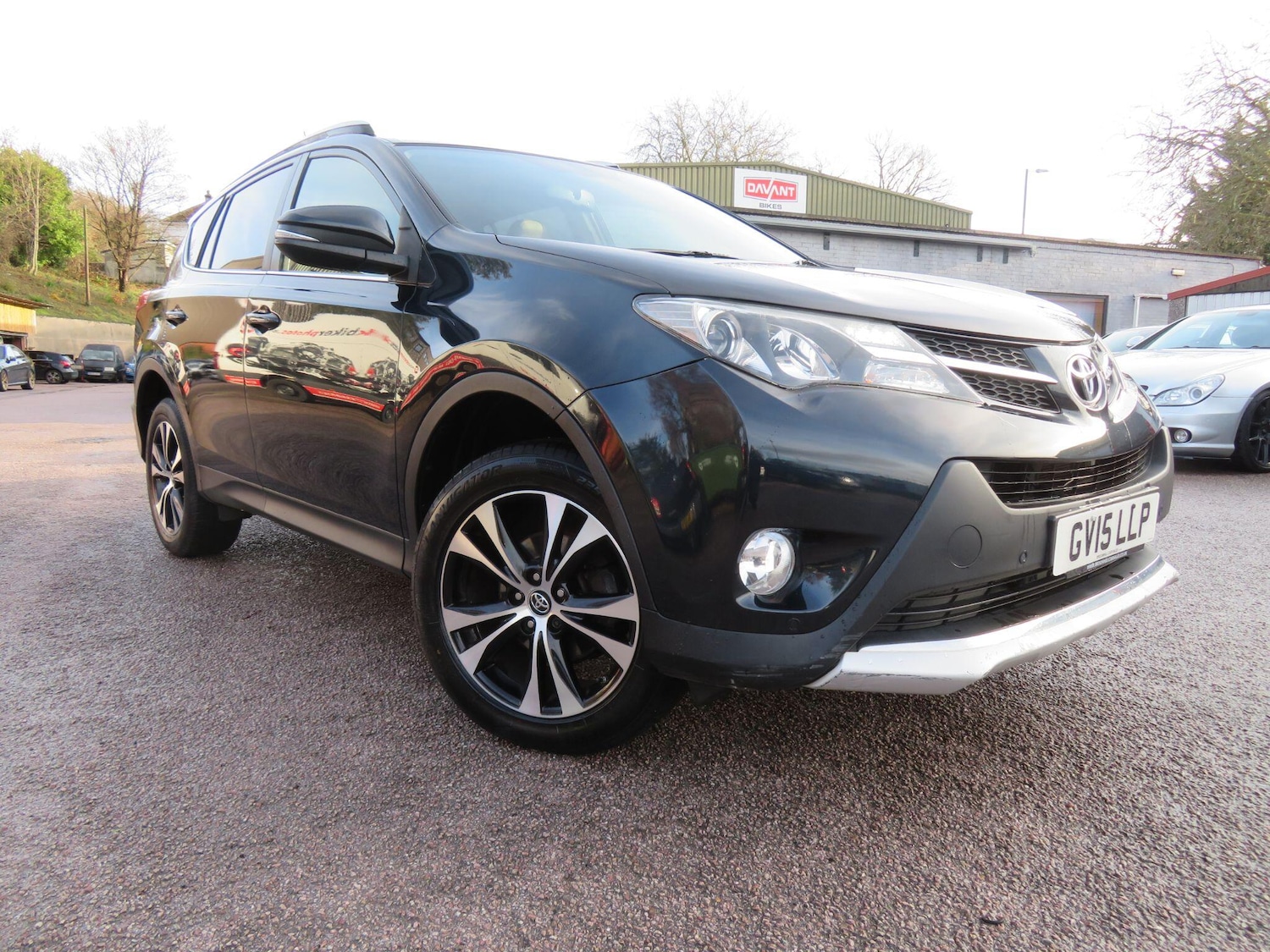 Used Toyota RAV4 2015 for sale - 76965132: Photo 3