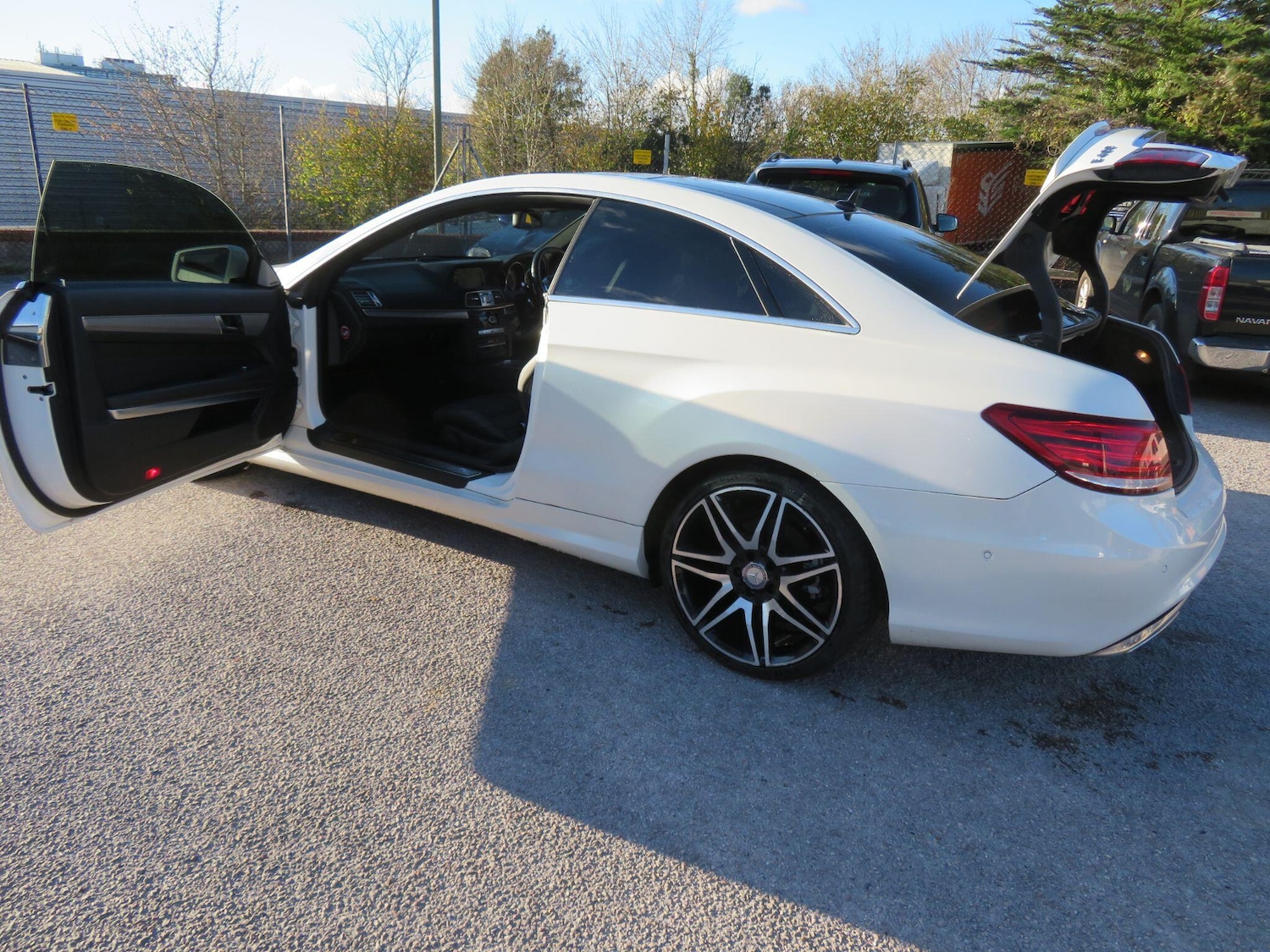 Used Mercedes-Benz E Class 2014 for sale - 76993885: Photo 14