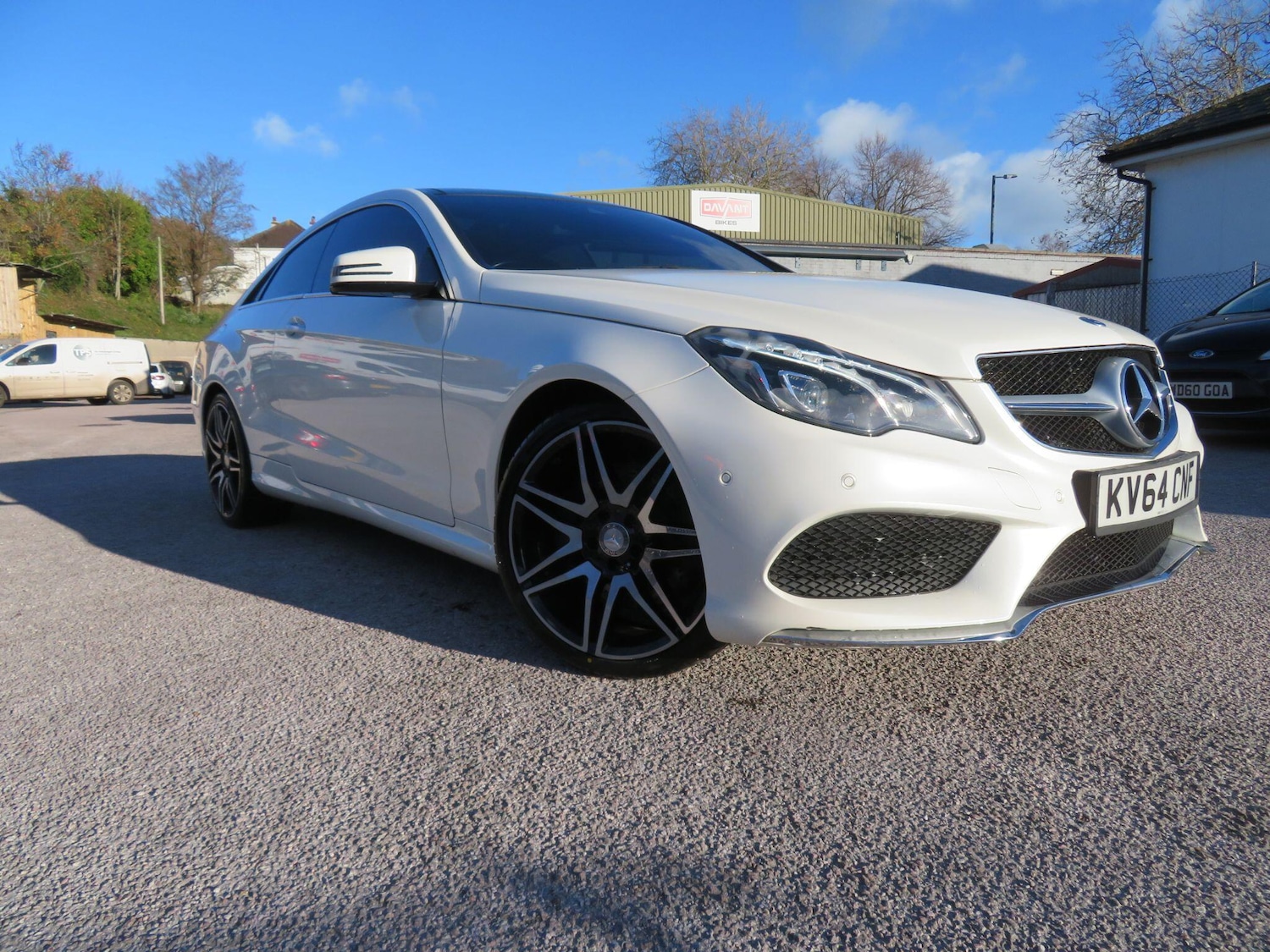 Used Mercedes-Benz E Class 2014 for sale - 76993885: Photo 3