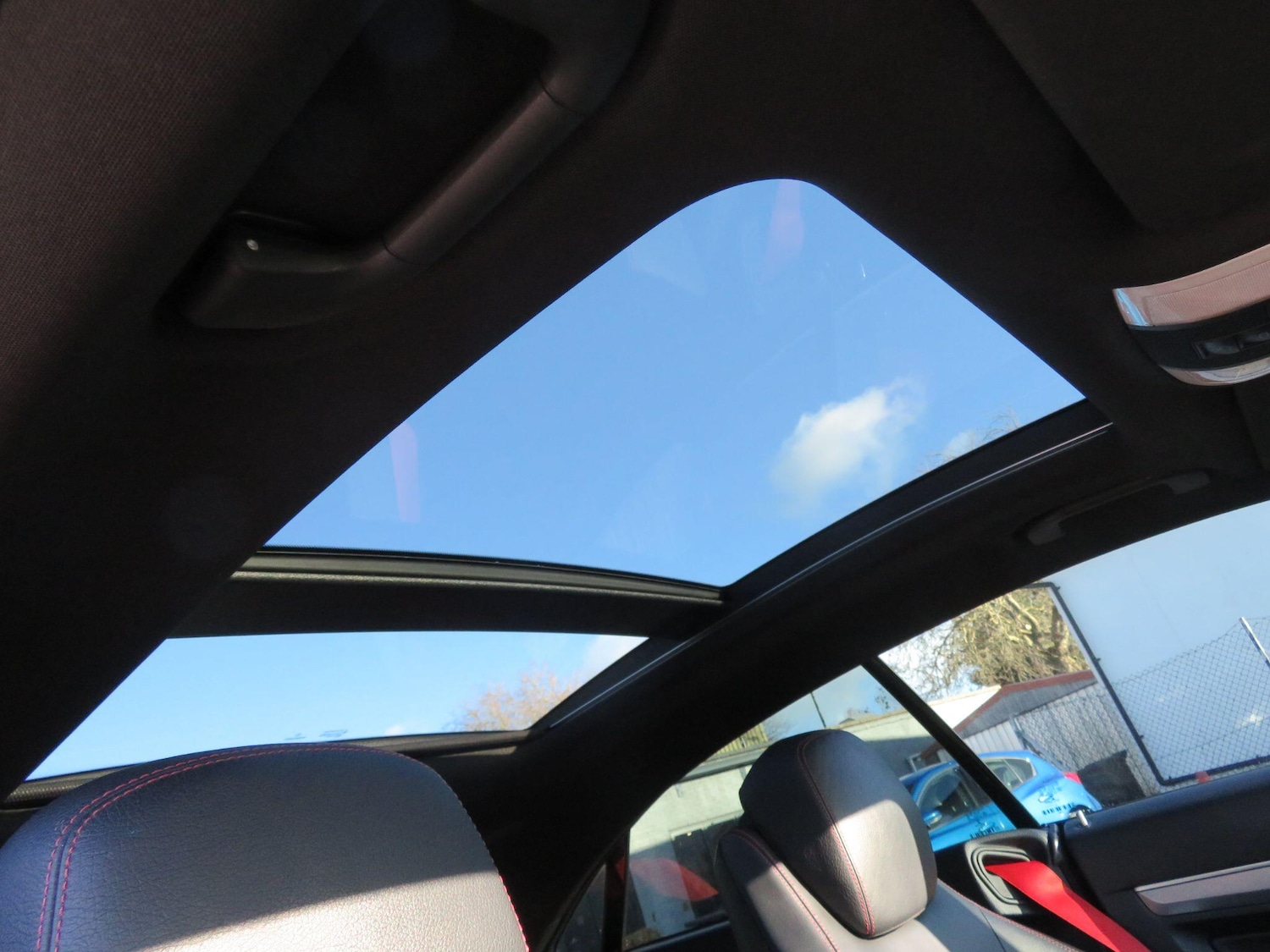 Used Mercedes-Benz E Class 2014 for sale - 76633479: Photo 18