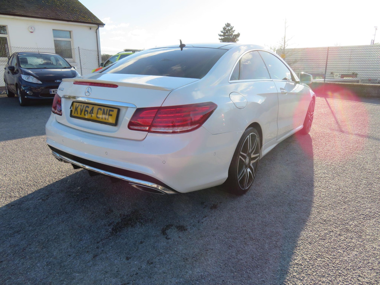 Used Mercedes-Benz E Class 2014 for sale - 76633479: Photo 4