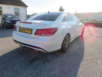 Used Mercedes-Benz E Class 2014 for sale - 76633479: Photo