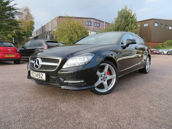 Mercedes-Benz - CLS