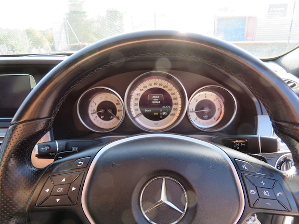 Used Mercedes-Benz E-Class 2013 for sale - 76137742: Photo 17