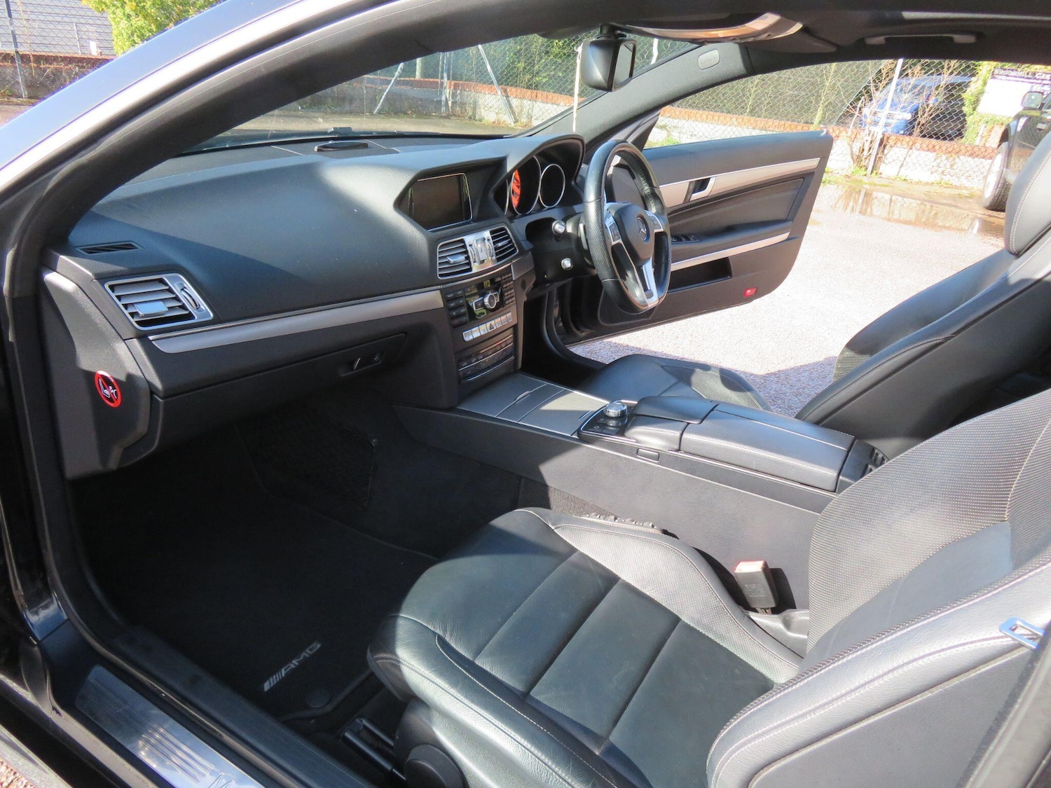 Used Mercedes-Benz E Class 2014 for sale - 76175033: Photo 14