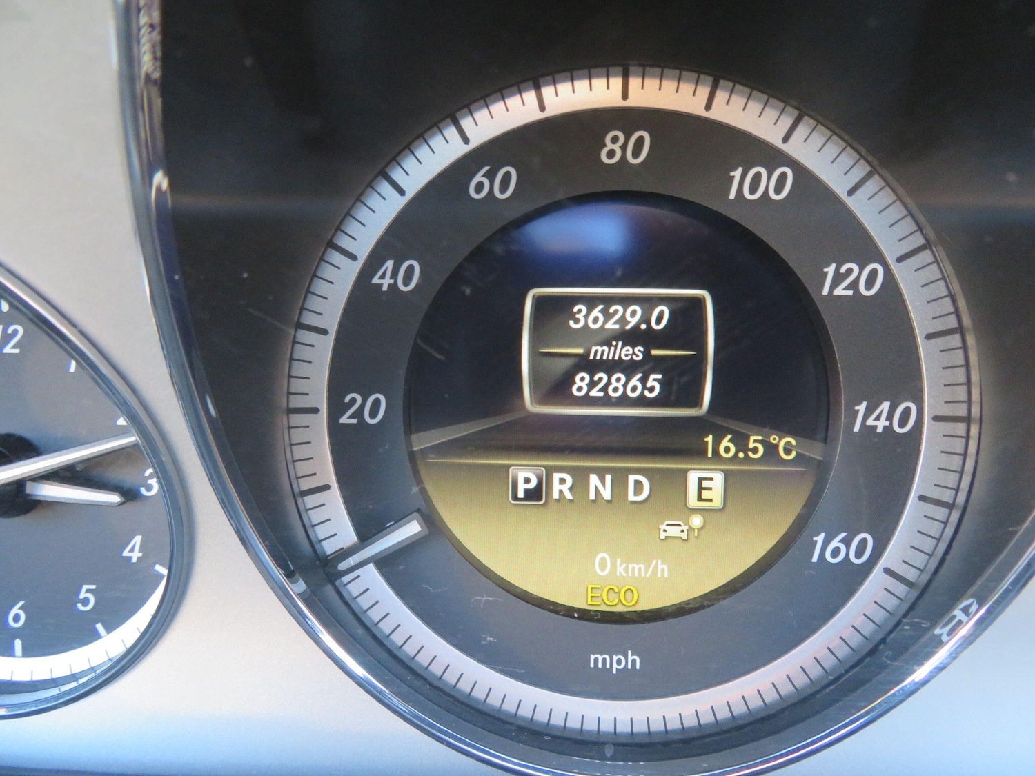 Used Mercedes-Benz E Class 2011 for sale - 76606953: Photo 12