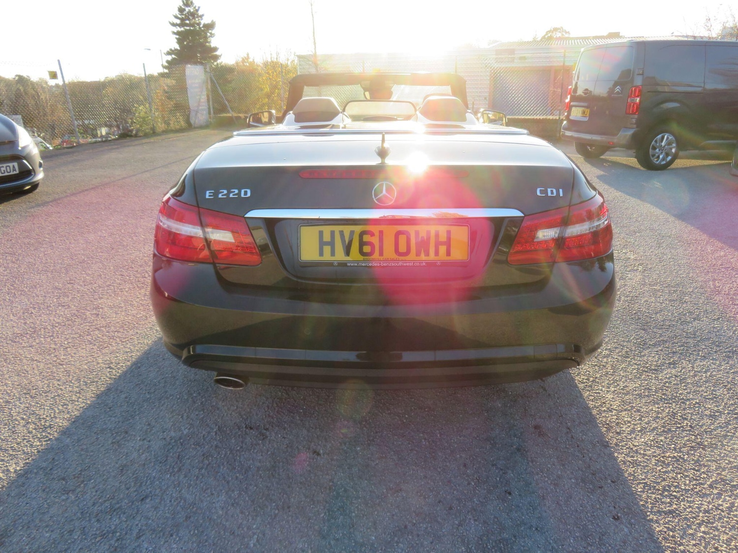 Used Mercedes-Benz E Class 2011 for sale - 76606953: Photo 7