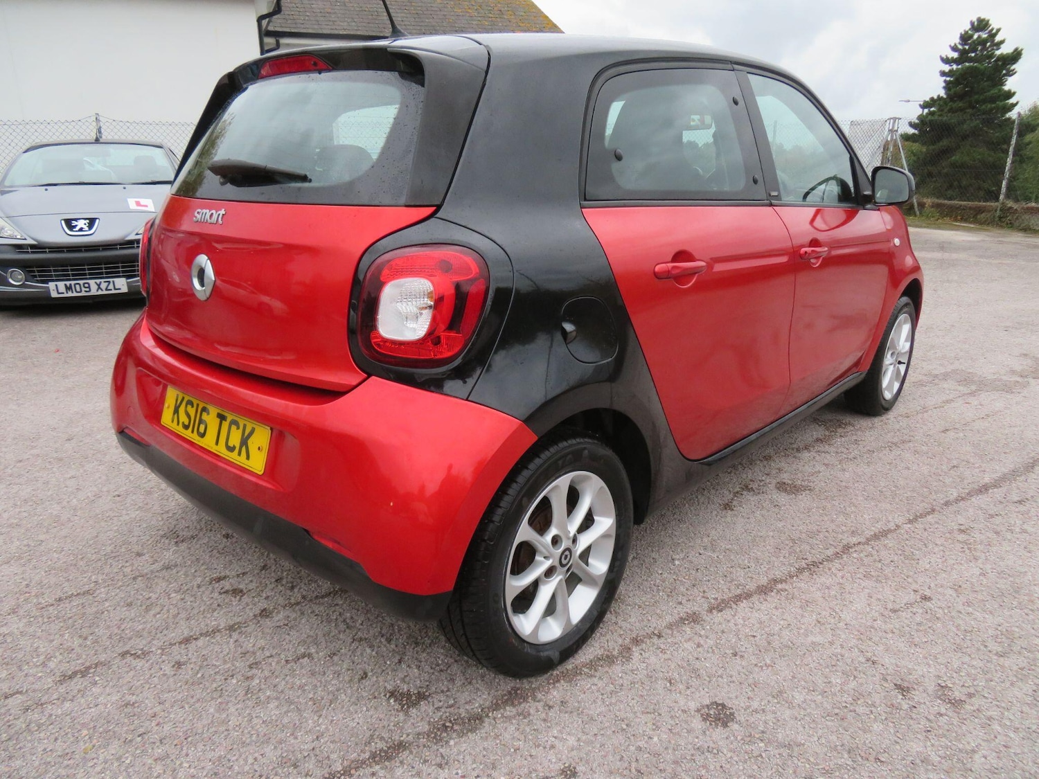 Used smart forfour 2016 for sale - 76348797: Photo 4