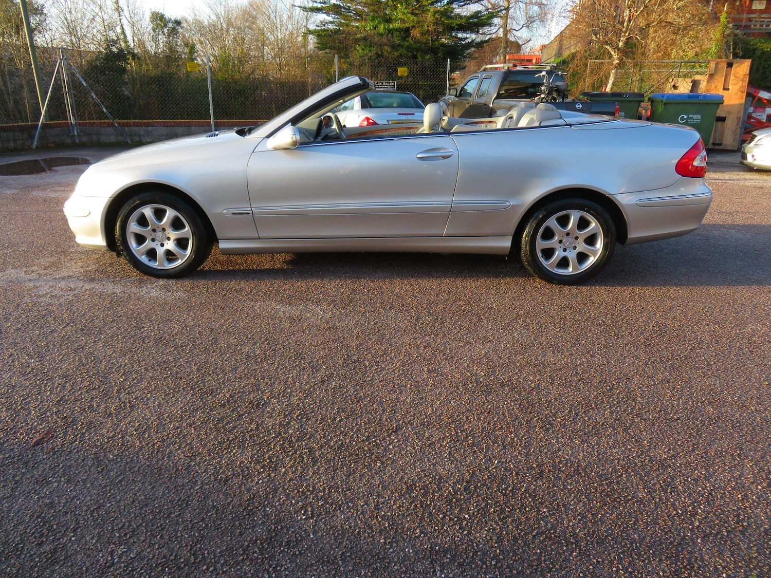 Used Mercedes-Benz CLK 2003 for sale - 76898810: Photo 5