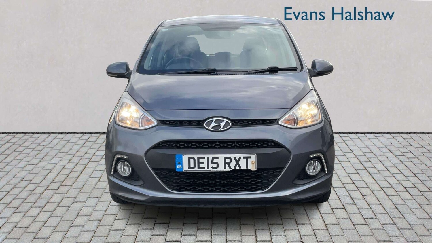 Used Hyundai i10 2015 for sale - 77648895: Photo 4