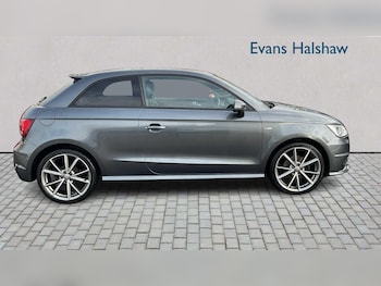 Used Audi A1 2017 for sale - 76460555: Photo