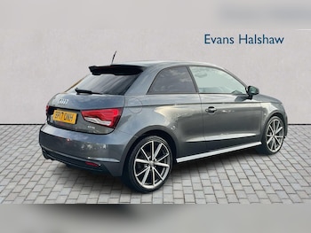 Used Audi A1 2017 for sale - 76460555: Photo