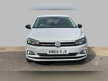 Used Volkswagen Polo 2018 for sale - 76156278: Photo 2