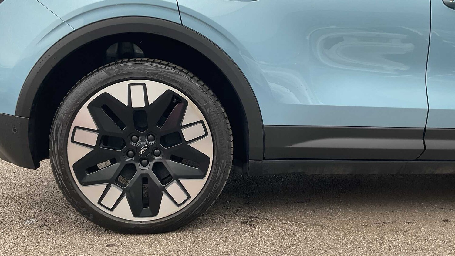 Used Ford Explorer 2024 for sale - 78024004: Photo 13