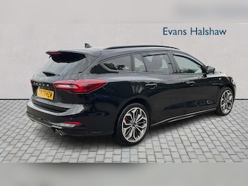 Used Ford Focus 2022 for sale - 76310749: Photo