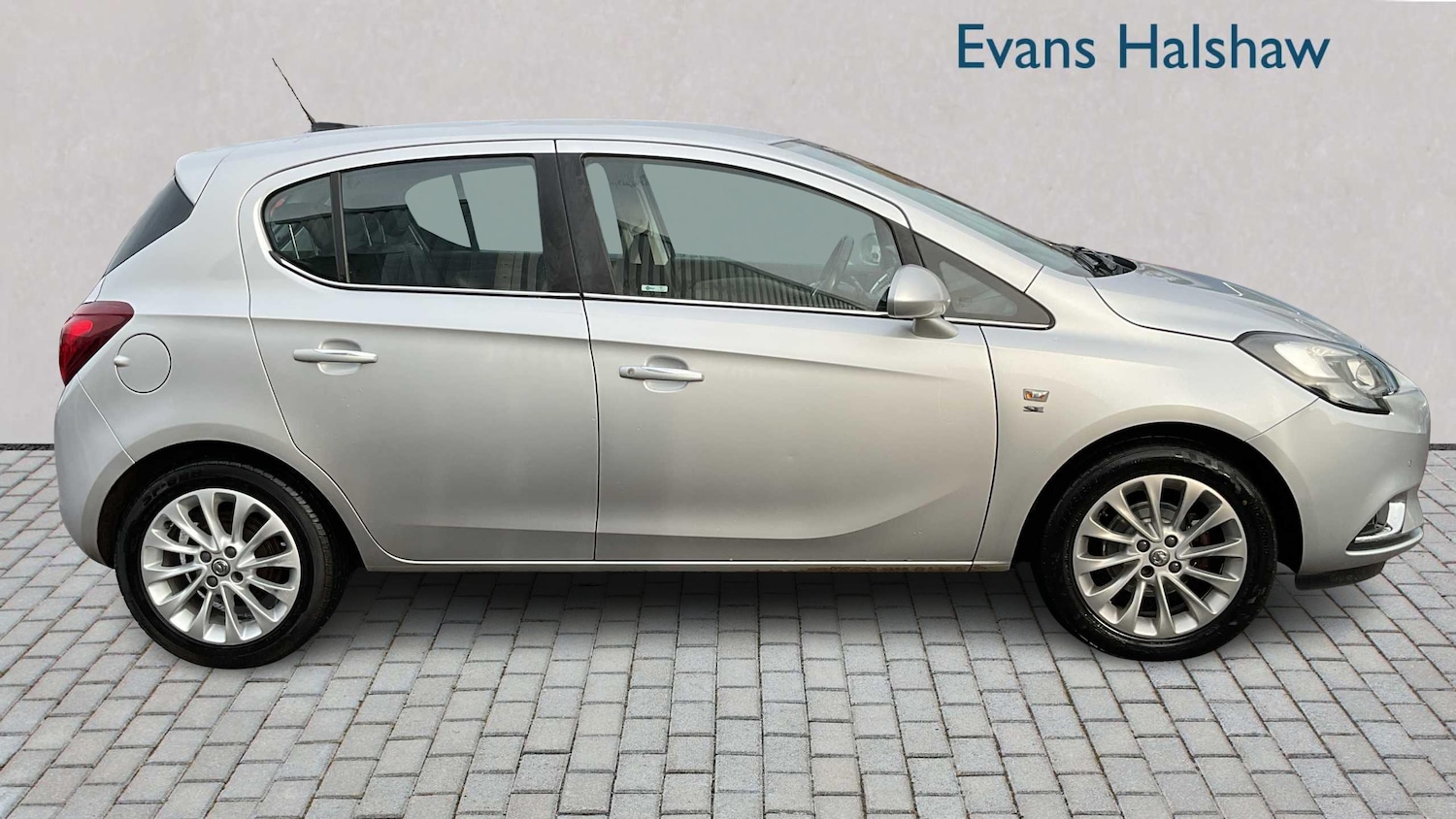 Used Vauxhall Corsa 2015 for sale - 76916187: Photo 3