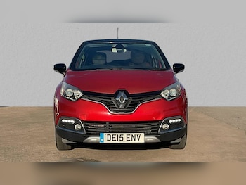 Used Renault Captur 2015 for sale - 76126011: Photo 2