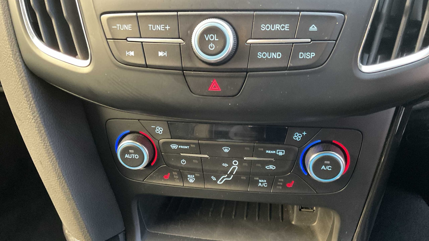 Used Ford Focus 2018 for sale - 76435767: Photo 16