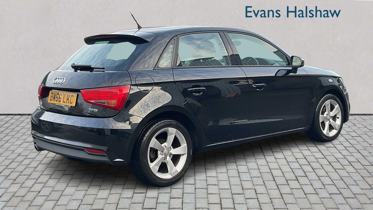 Used Audi A1 2016 for sale - 76661772: Photo 4