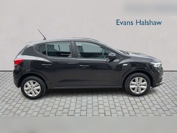 Used Dacia Sandero 2023 for sale - 79096153: Photo