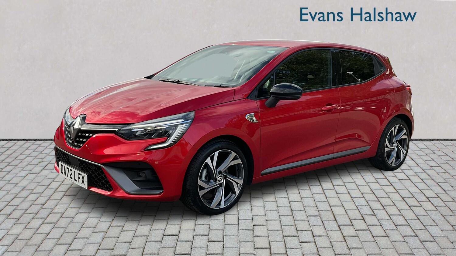 Used Renault Clio 2022 for sale - 76125930: Photo 3