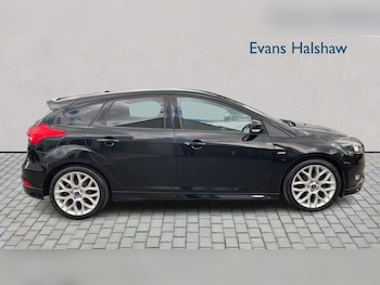 Used Ford Focus 2017 for sale - 78625489: Photo