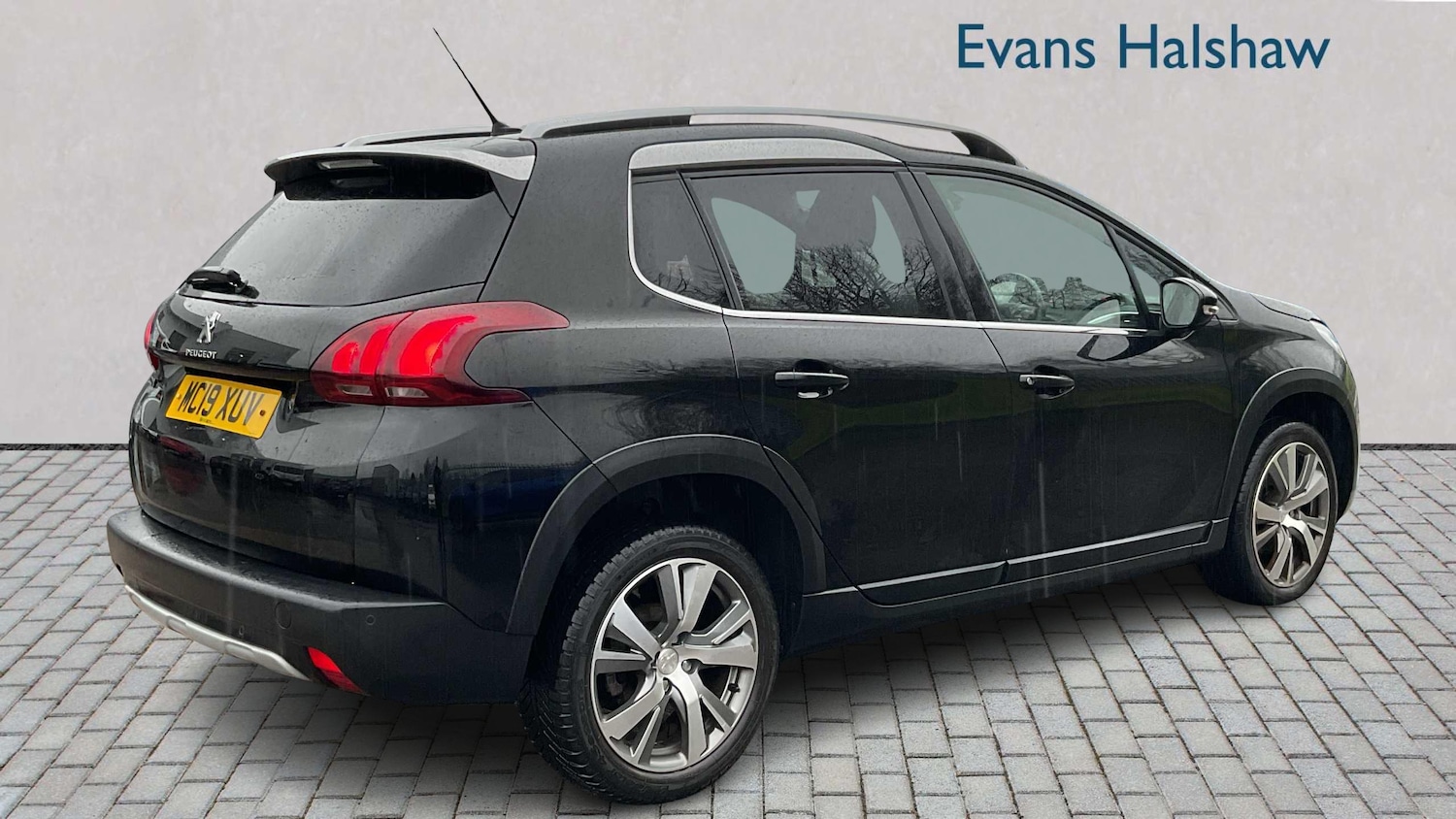 Used Peugeot 2008 2019 for sale - 76804770: Photo 4