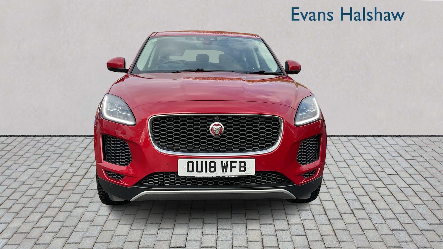 Used Jaguar E-Pace 2018 for sale - 76459993: Photo 2