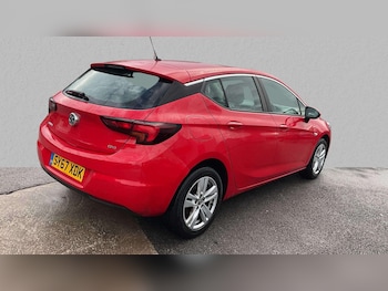 Used Vauxhall Astra 2017 for sale - 76141813: Photo