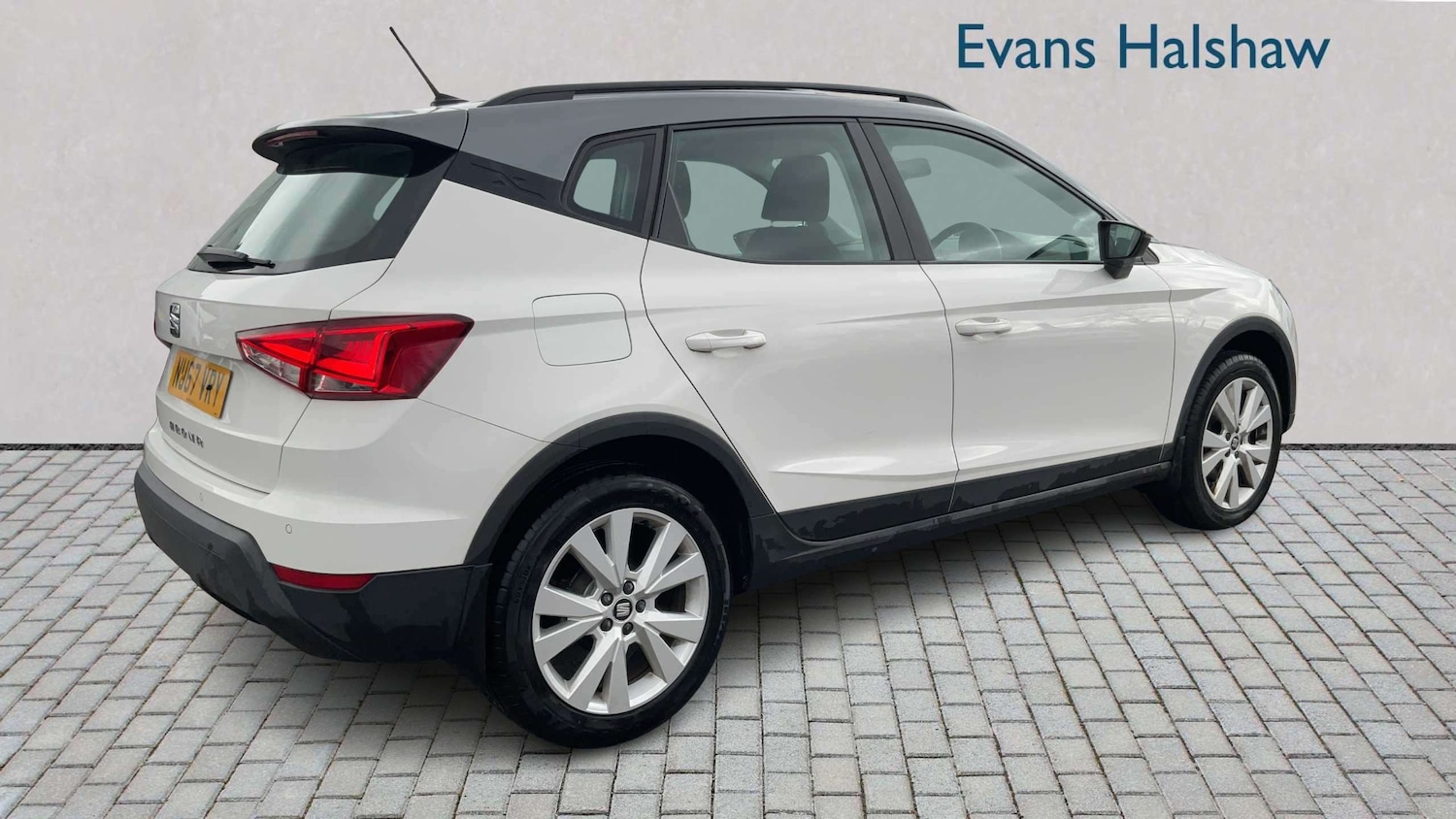 Used SEAT Arona 2018 for sale - 77740858: Photo 2