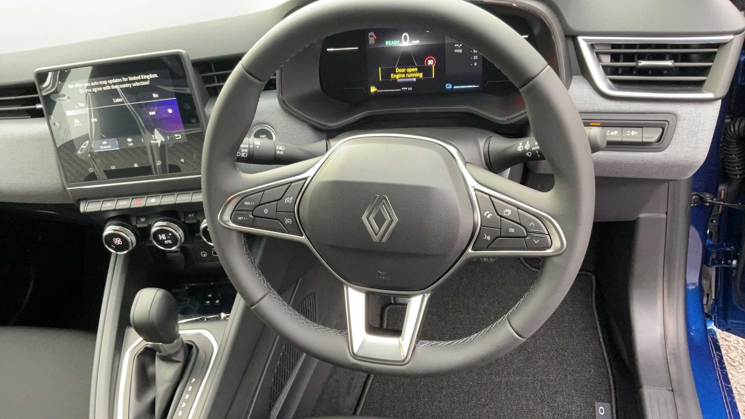 Used Renault Clio 2025 for sale - 77232923: Photo 9