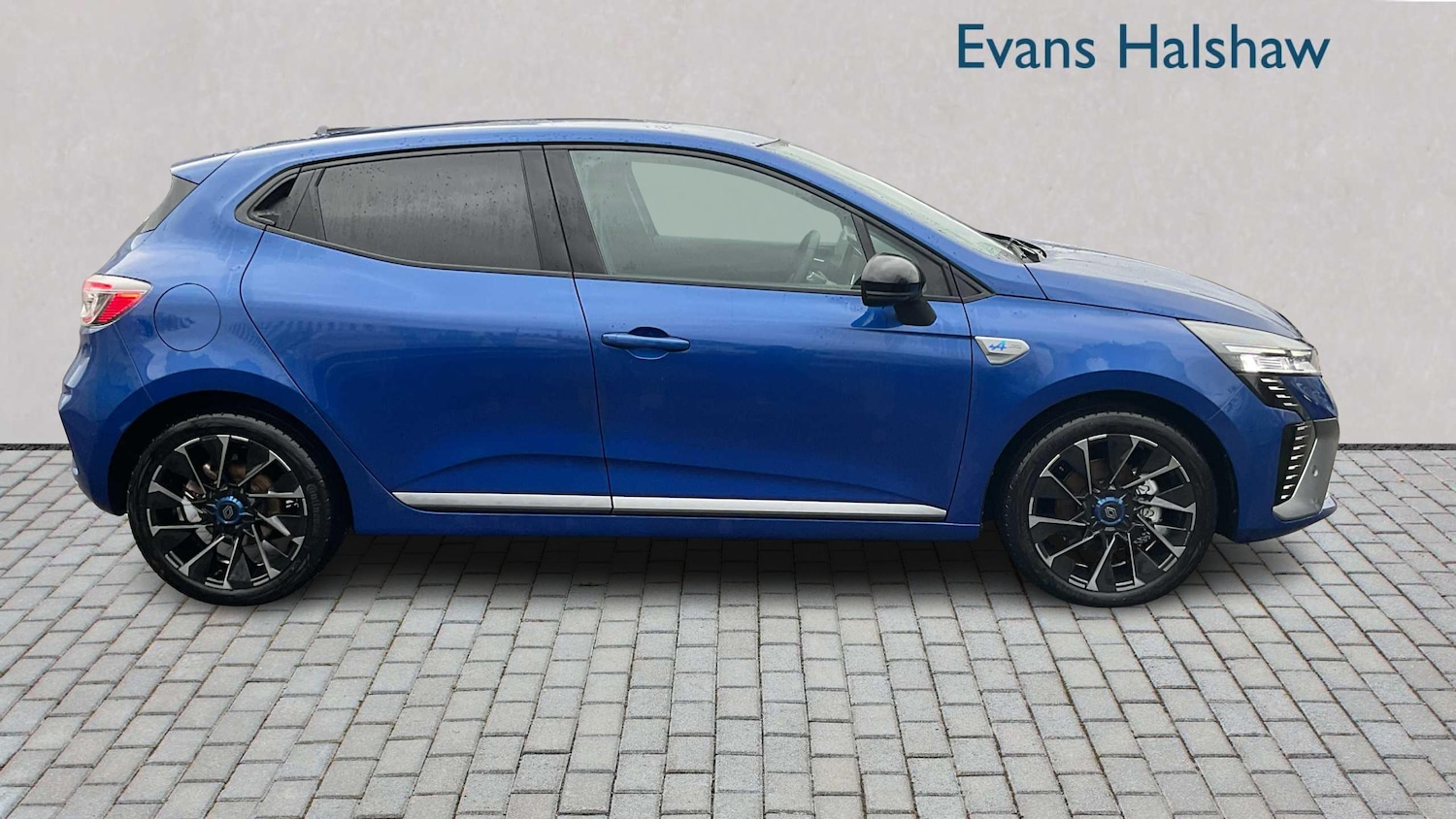 Used Renault Clio 2023 for sale - 76774307: Photo 3