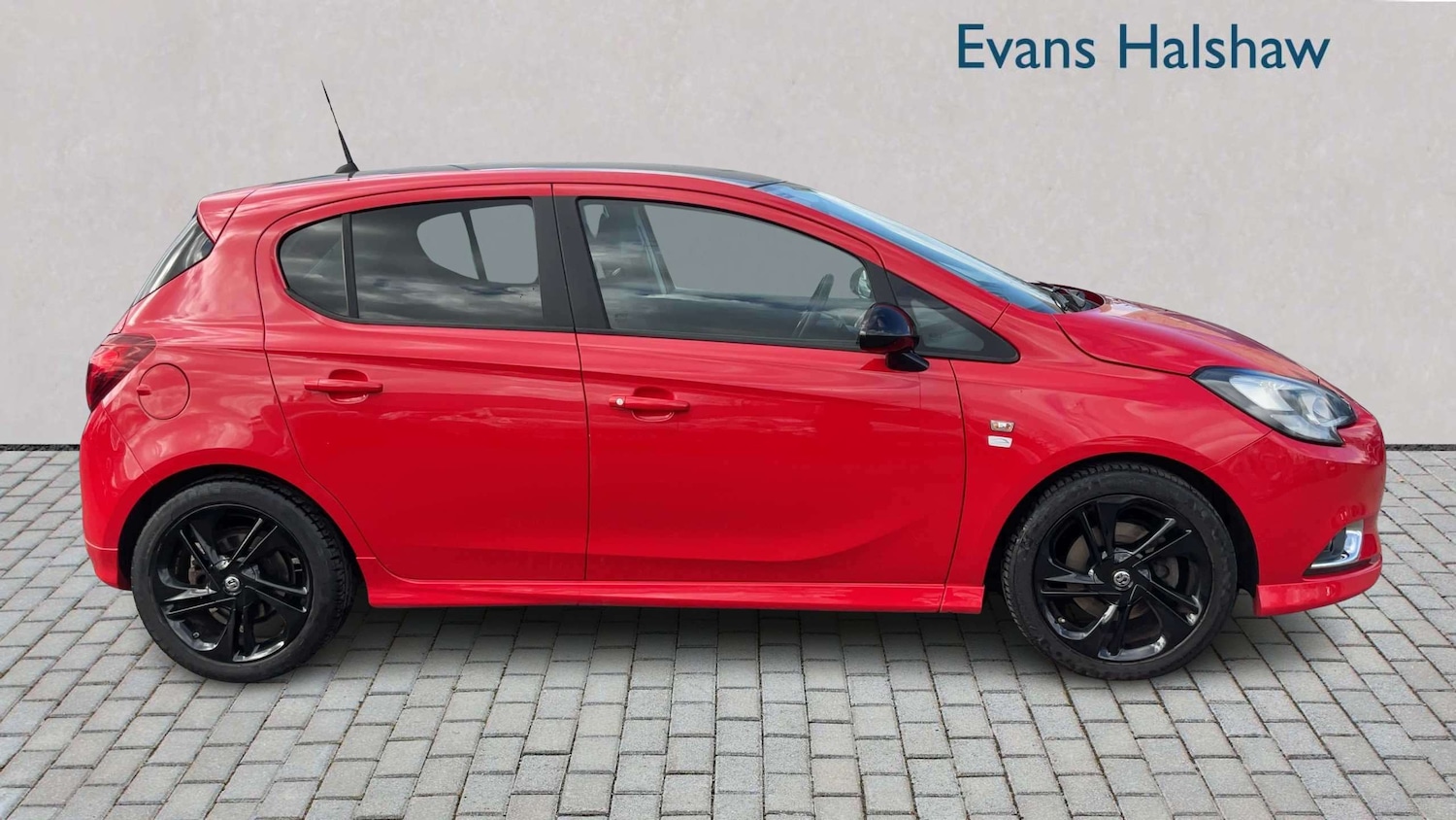 Used Vauxhall Corsa 2015 for sale - 77842472: Photo 3