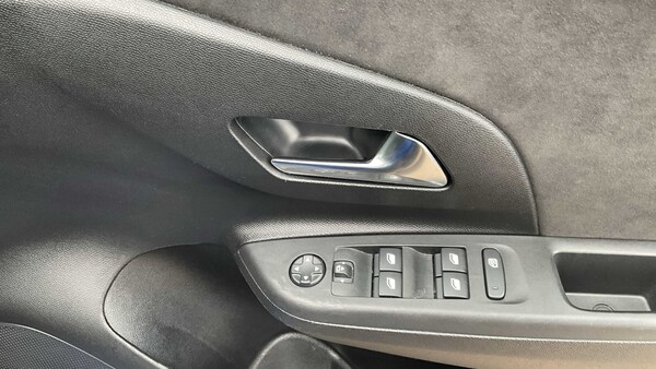 Used Vauxhall Corsa 2024 for sale - 76087975: Photo 30