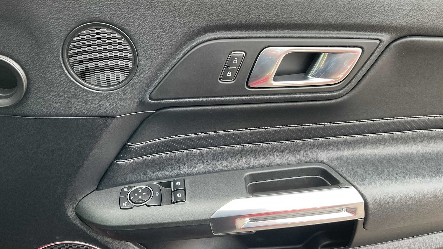 Used Ford Mustang 2019 for sale - 76088039: Photo 27