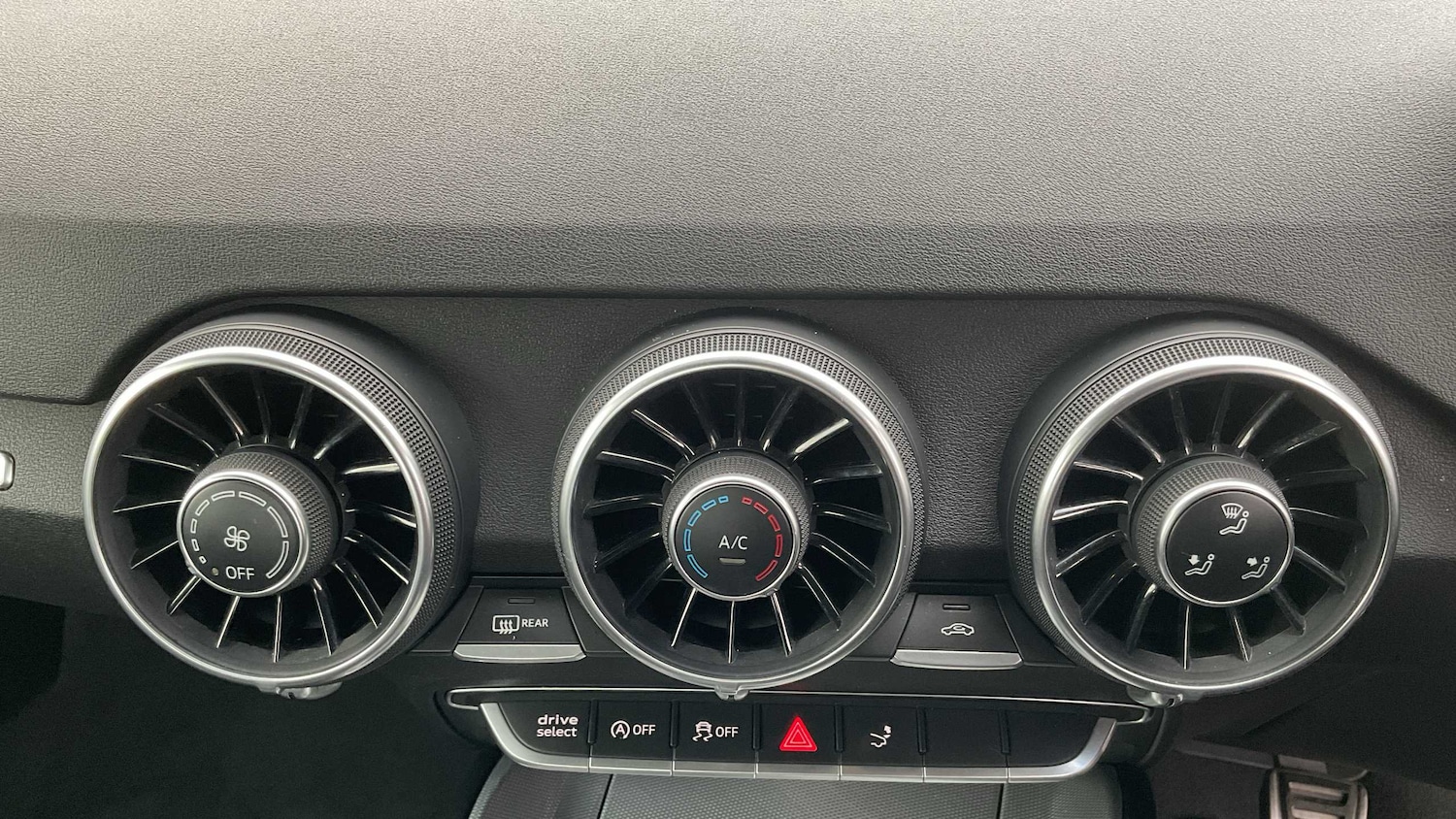 Used Audi TT 2017 for sale - 75968211: Photo 19