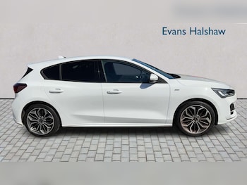Used Ford Focus 2023 for sale - 78451936: Photo