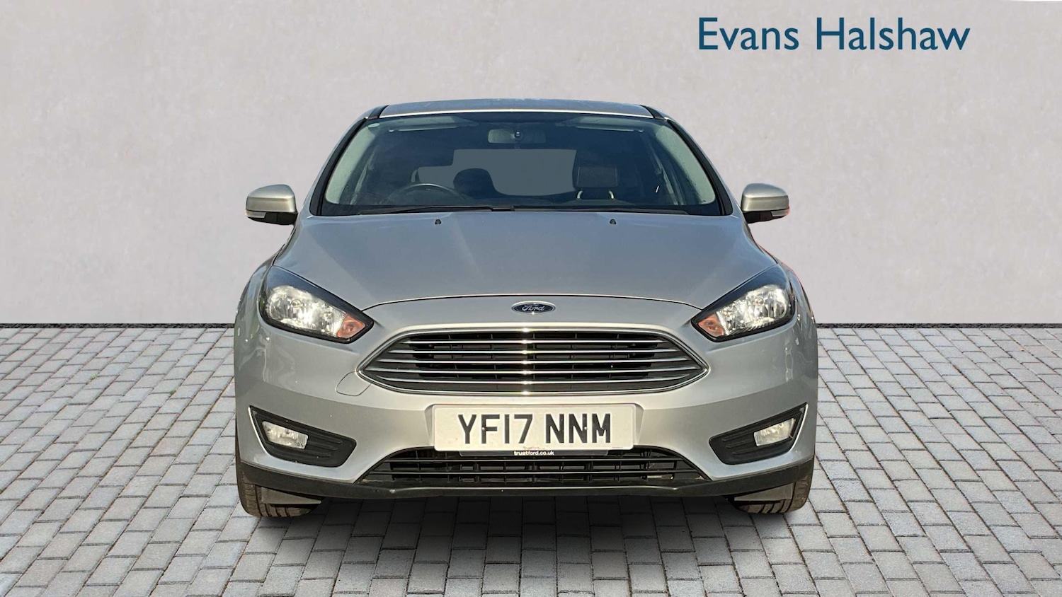 Used Ford Focus 2017 for sale - 76916086: Photo 2