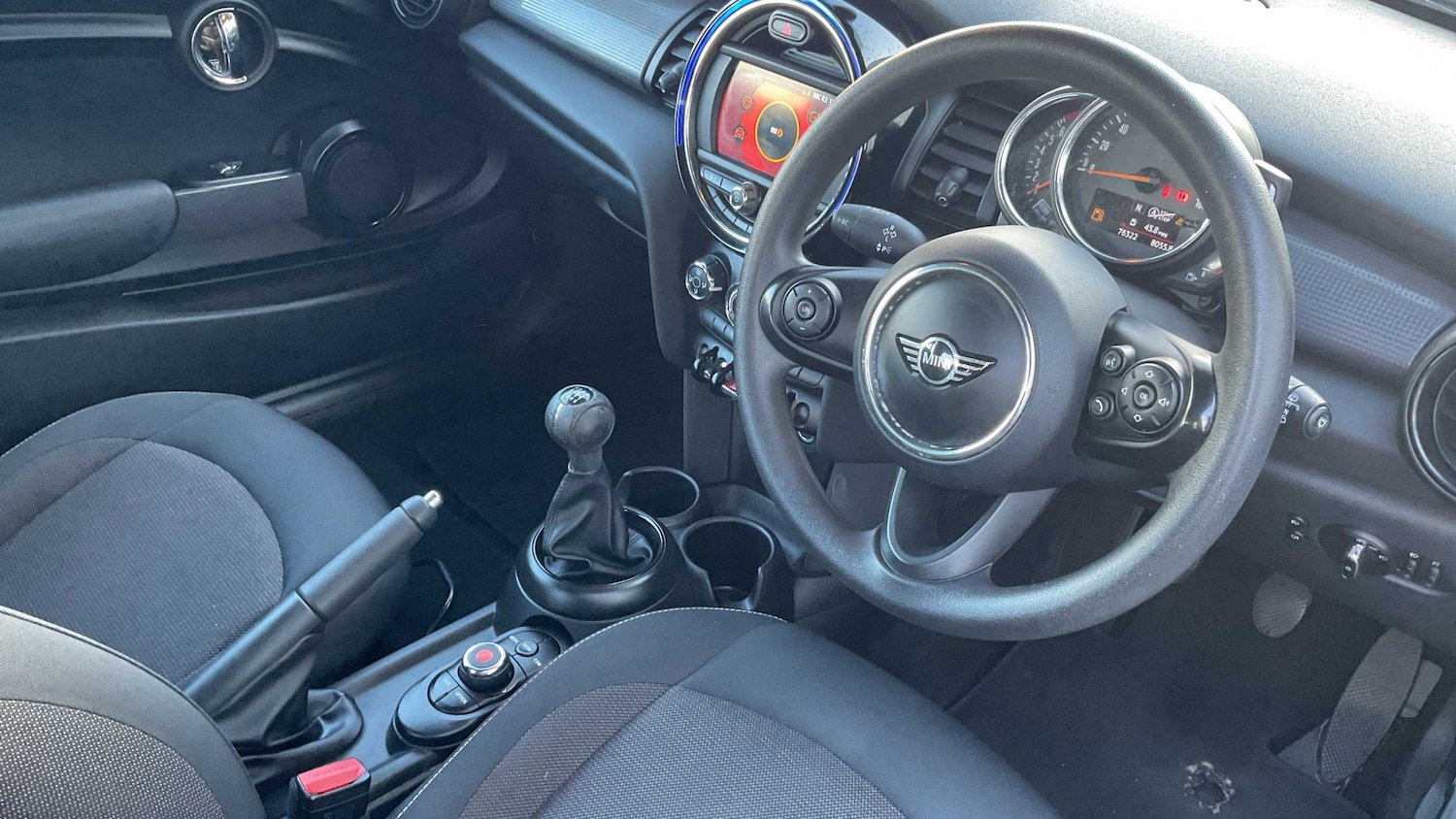 Used MINI Hatch 2018 for sale - 76523966: Photo 13