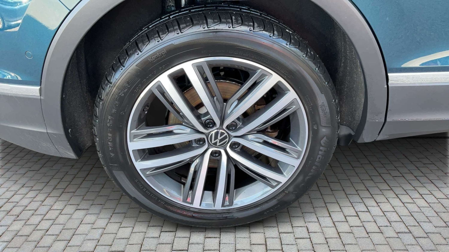 Used Volkswagen Tiguan 2023 for sale - 77928554: Photo 6