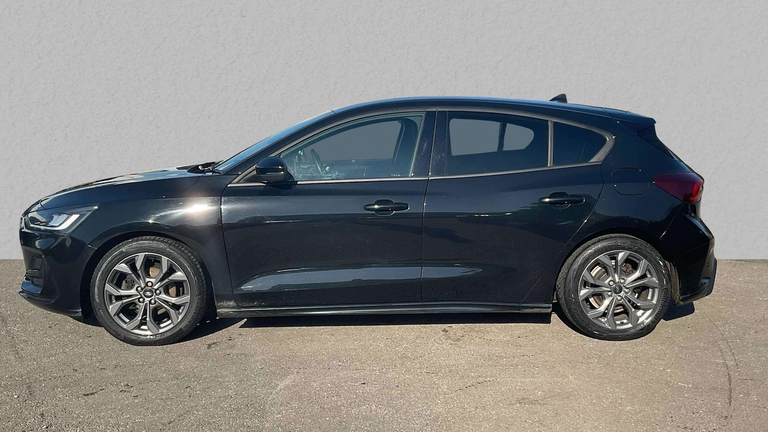 Used Ford Focus 2022 for sale - 76087851: Photo 3